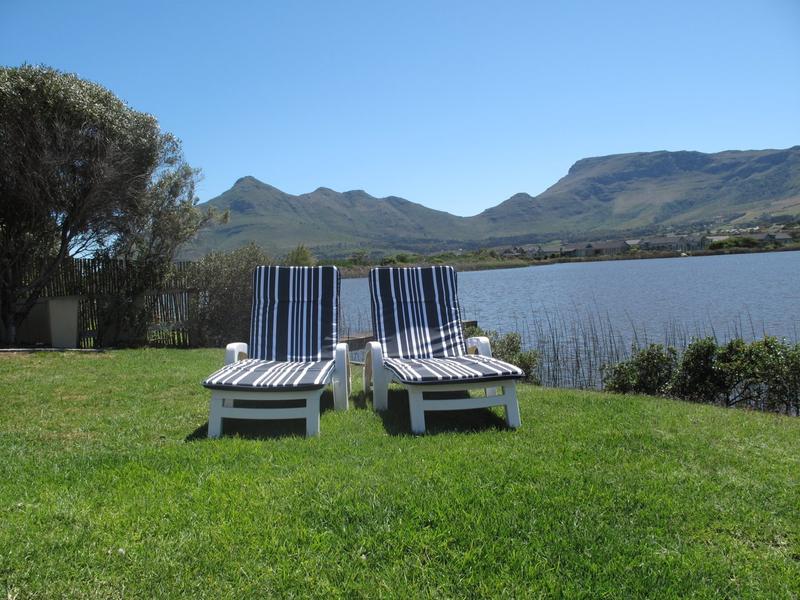 To Let 3 Bedroom Property for Rent in Lake Michelle Western Cape
